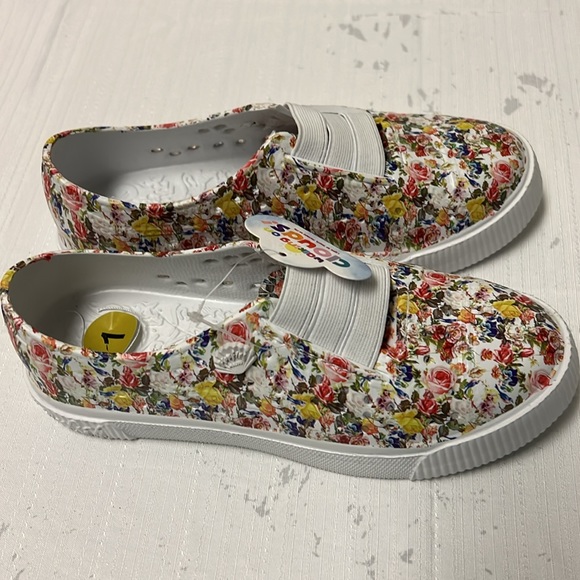 Blowfish Kids Shoes - Picture 3 of 8